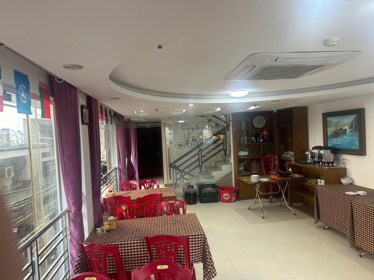 The Ireland Hotel Chan Chau Bagian luar foto